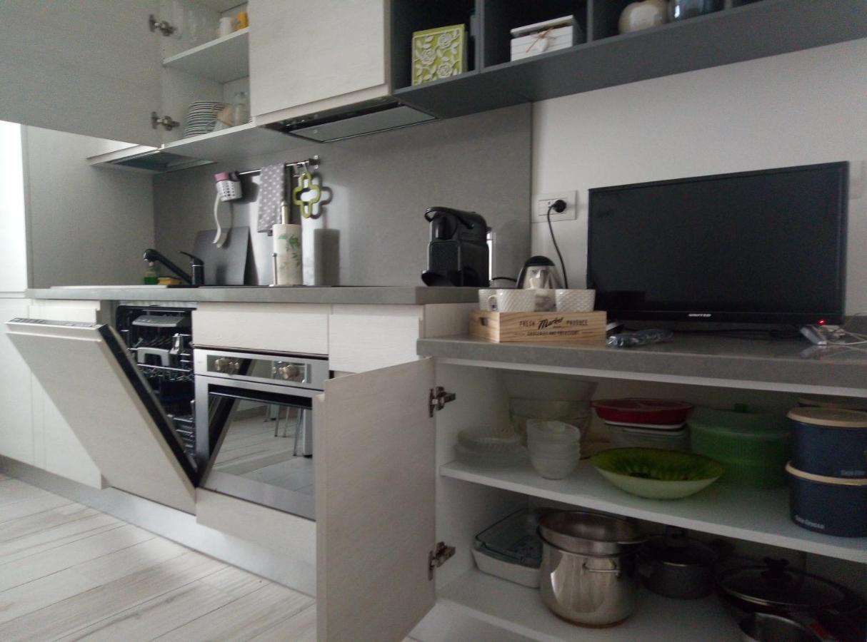 Grigioperla Apartment Tavernerio Bagian luar foto