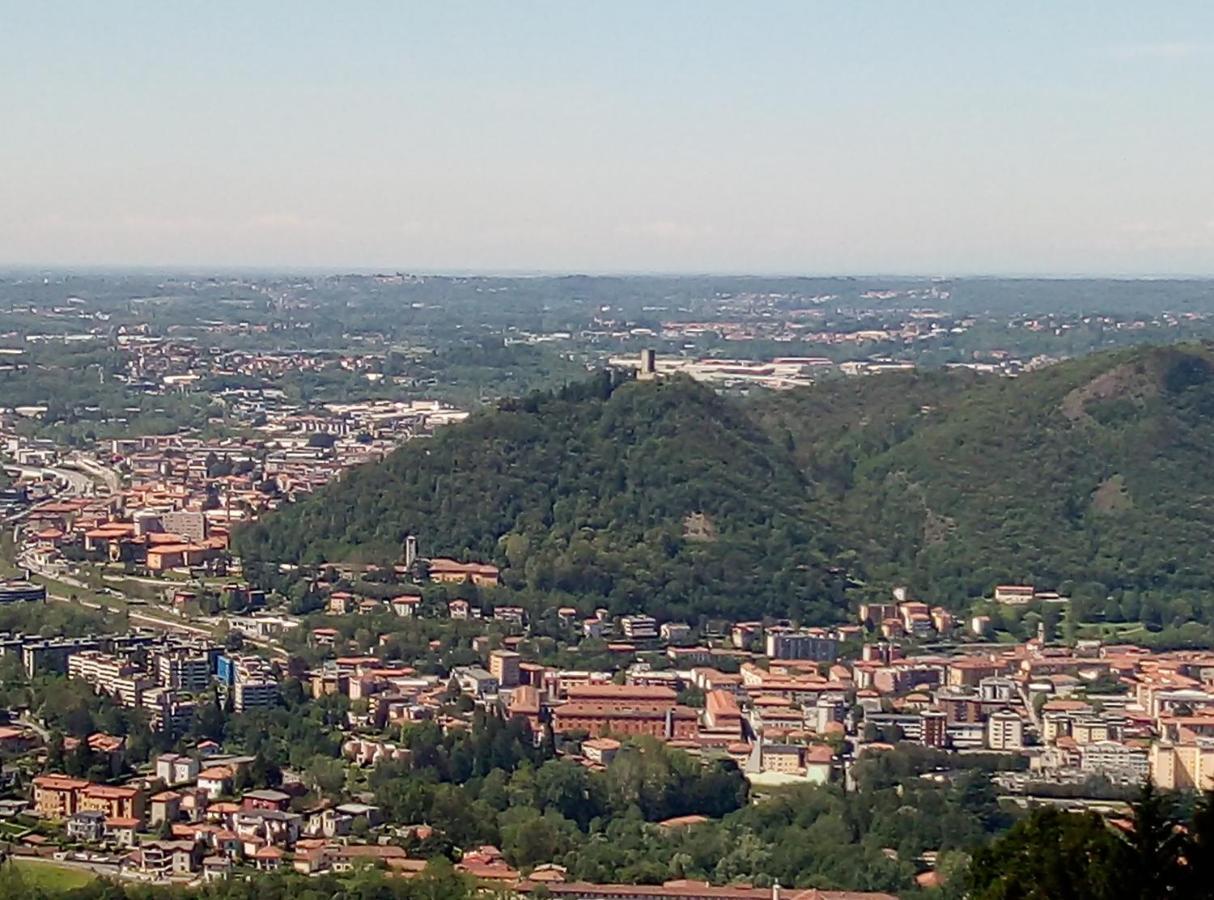 Grigioperla Apartment Tavernerio Bagian luar foto